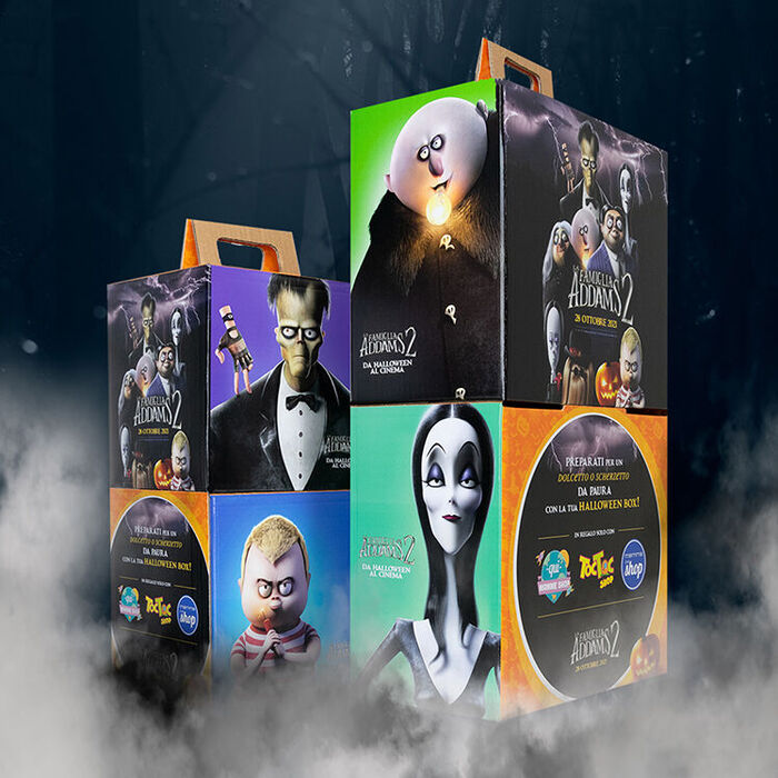 Halloween Box: conçue pour les habillés en ligne et numériquement!